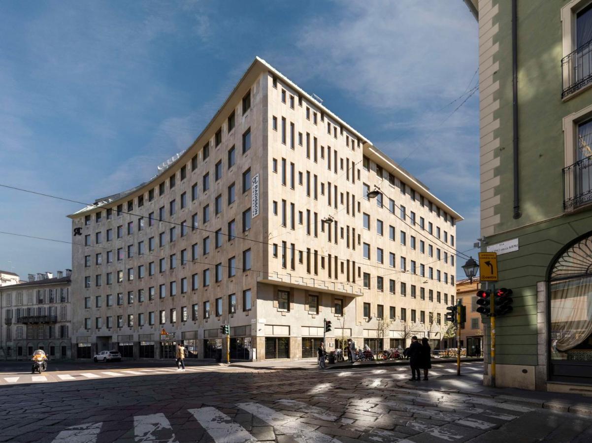 Radisson Collection Hotel, Santa Sofia Milan Milão Exterior foto The new building of the university library